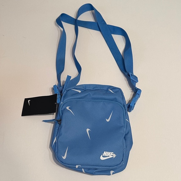 Nike Other - NEW NIKE MENS CROSS BODY BAG